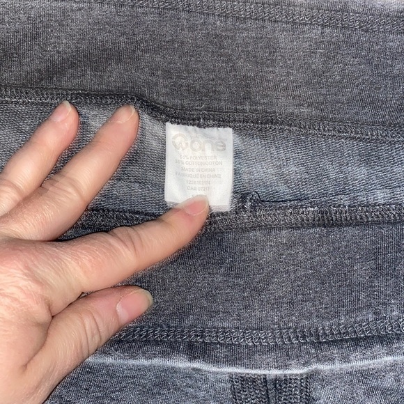 WAREHOUSE One Full Zippered Hoodie Faded Grey  Women’s Matching Set (Medium) - Picture 8 of 12